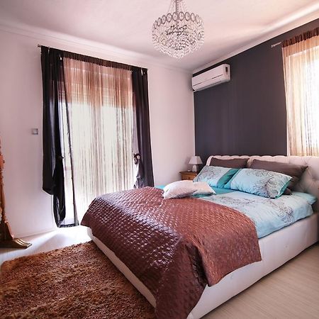 VillaLONG ISLAND****Luxury Residence Sali Habitación foto